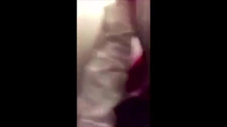 【网曝门事件】冲业绩让顾客「上车」女神级汽车业务芳婷性爱影片流出,口活技术一流,口爆裹射