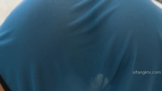 可爱的妹子苗条身材的色诱男主犯罪，在浴室直接开炮