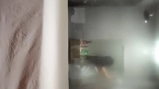 少妇献身性放纵小说骚老外玩的开，做爱肛交玩具都可以上