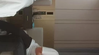 教兽干骚逼的时候她自拍还问我紧不紧