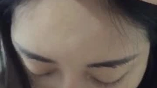 骚气妹子自慰秀 近距离特写手指扣逼道具JJ抽插爆菊花